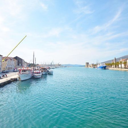 Rooms Villa Liza Trogir Exterior photo